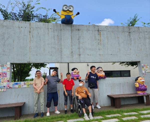 b4182e6eef9e6214647470a30fb65a72_1690447344_0518.jpg
